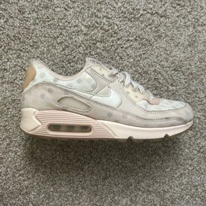 Nike Shoes M 8.5 / W 10